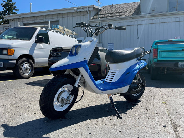 S23 Zuma side stand - ScooterSwapShop