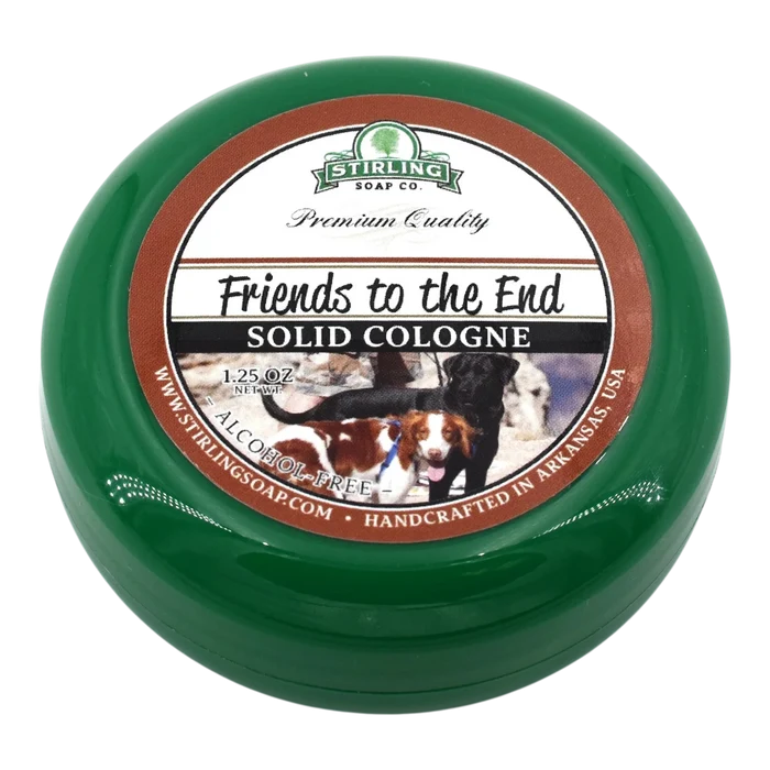 Stirling Soap Co. Friends to the End fast parfyme i grønn beholder med etikett og hundemotiv