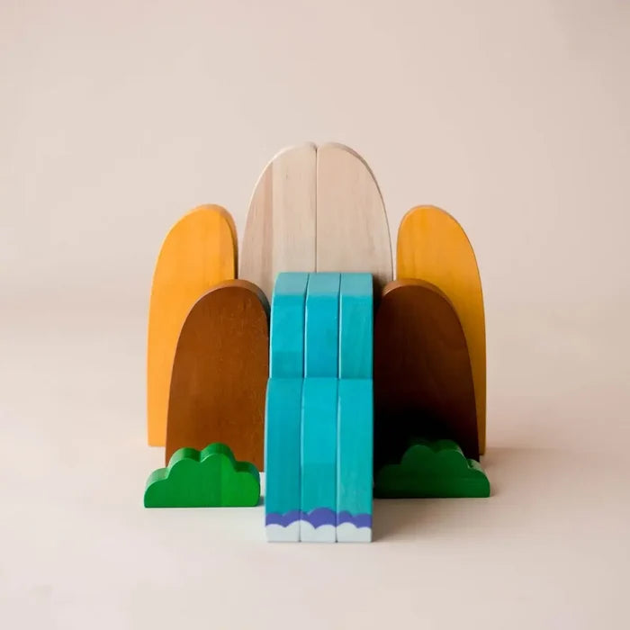 3 D Waterfall Play Set