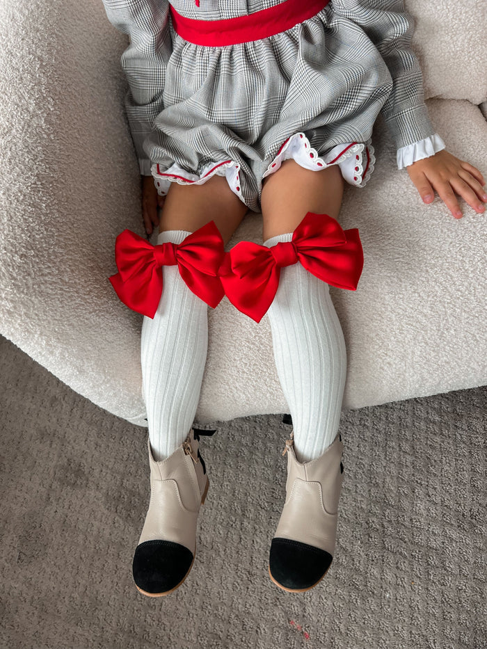 Red Bow / 1-2 Years (S)