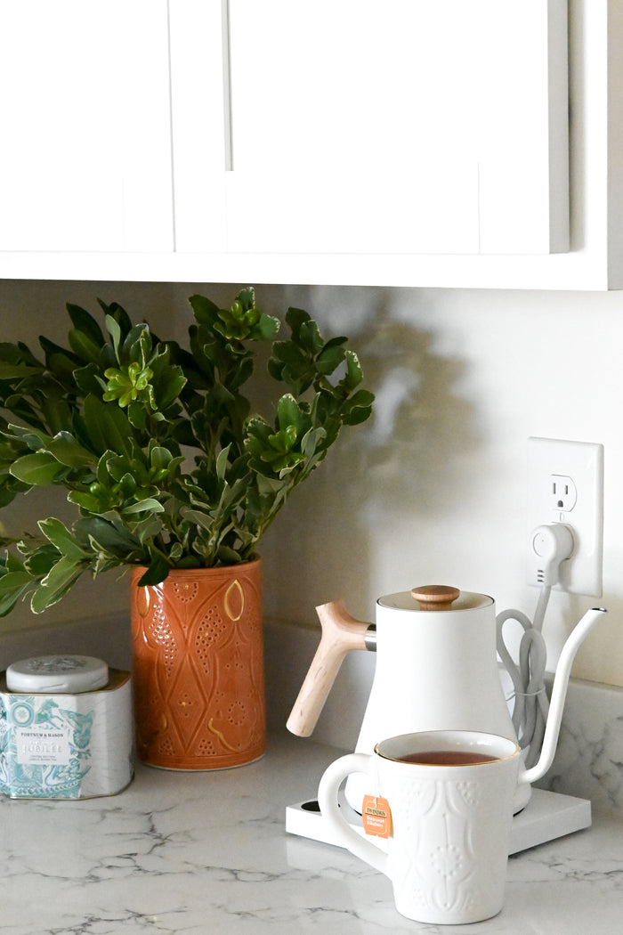 Genevieve Moroccan Mug in White