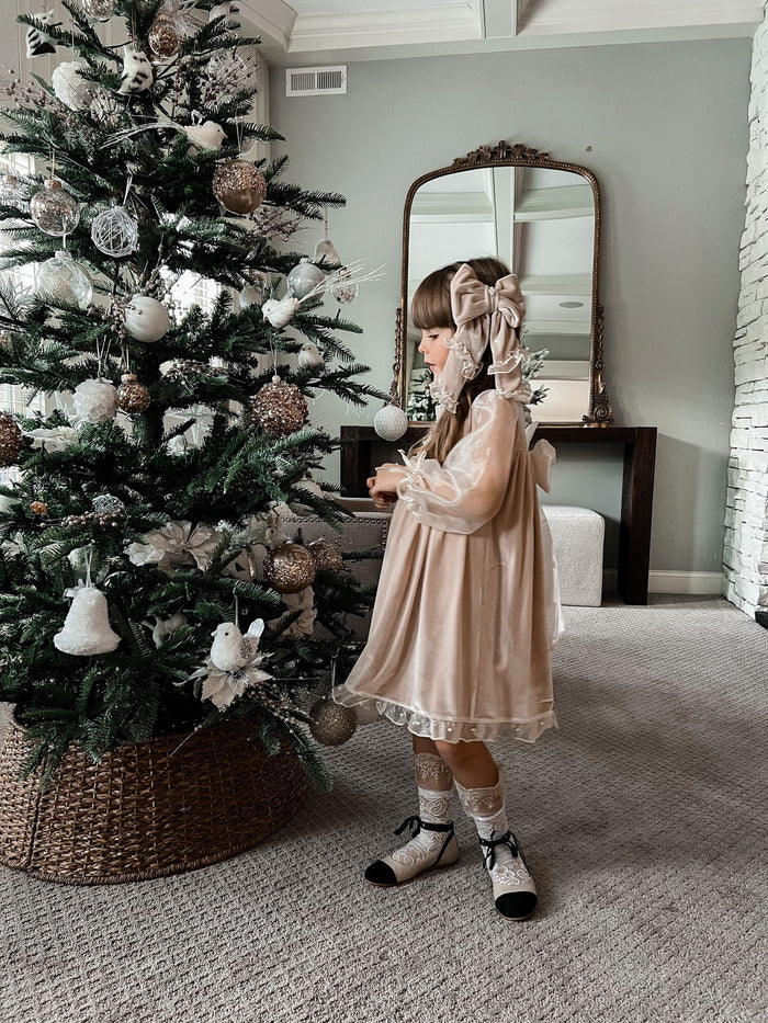 Helena Velour Hair Bow - Petite Maison Kids