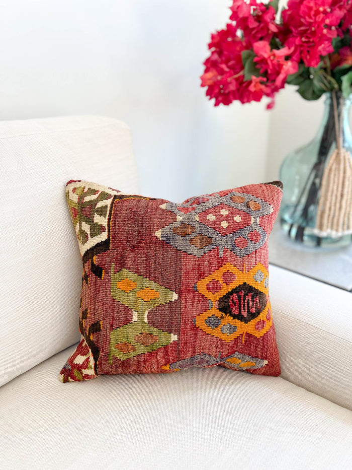 Lyle Kilim Pillow (16x16)