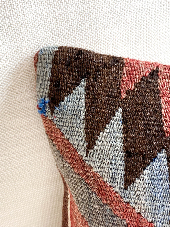 MARISA Handmade traditional Turkish kilim pillow cover made with vintage rugs 12x24