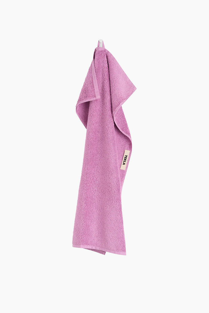 Organic Cotton Towels & Bath Mat | Magenta