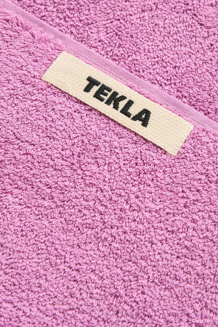 Organic Cotton Towels & Bath Mat | Magenta