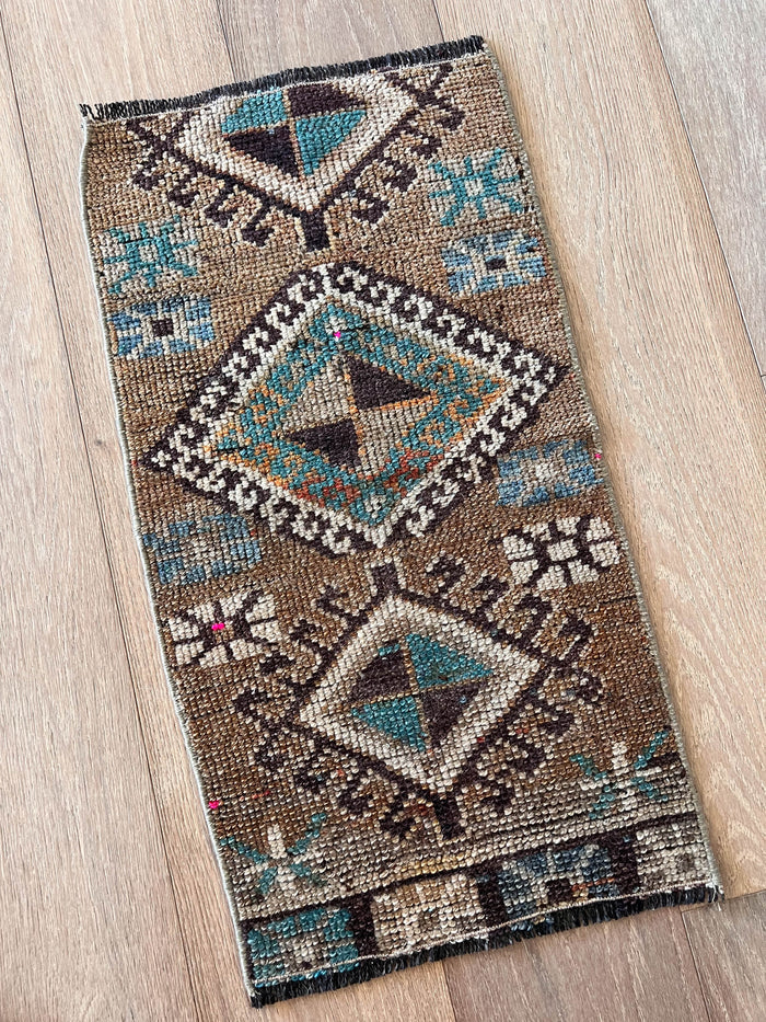 Picacho Vintage Oushak Rug
