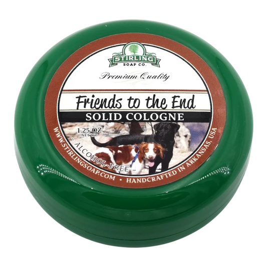 Stirling Soap Co. Friends to the End fast parfyme i grønn beholder med etikett og hundemotiv