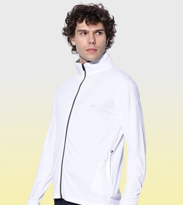 White / S